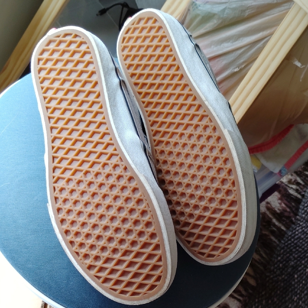 Vans Men's Ortholite Classic Gray Slip-On Sneakers - Picture 6 of 9